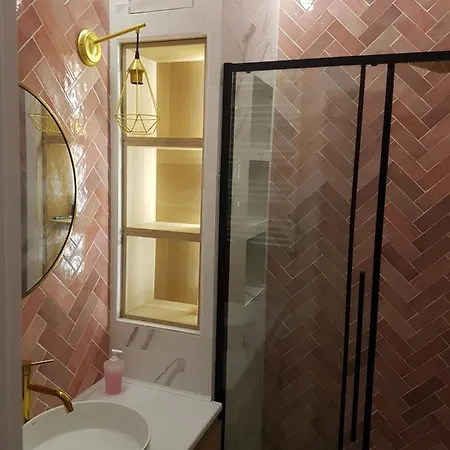 Bespoke * Vratislav